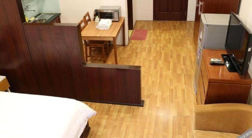 Apec Hotel 3*