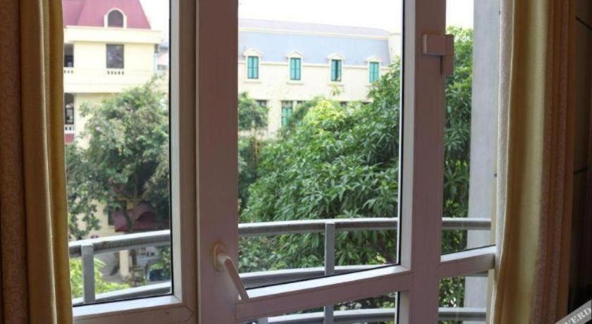Apec Hotel Hanoi