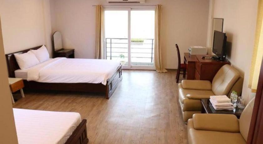 Apec Hotel 3*
