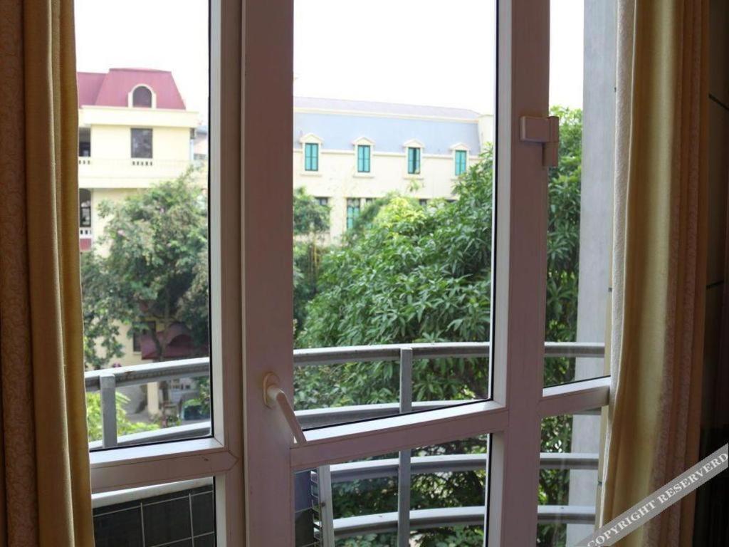 Apec Hotel 3*